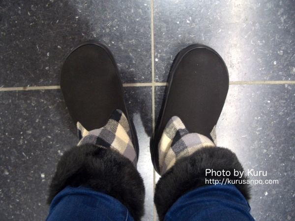 crocs(クロックス)『warm & toasty plaid boot w(ウォーム＆トースティ プラッド ブーツ ウィメンズ)』