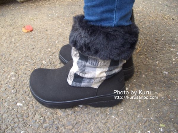 crocs(クロックス)『warm & toasty plaid boot w(ウォーム＆トースティ プラッド ブーツ ウィメンズ)』